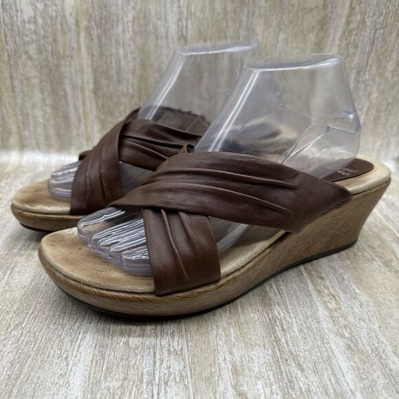 Dansko Neeci Sandals‎ Women's Size 40 EU 9.5-10 US Earth Nappa Brown Wedge Shoes - Picture 1 of 10